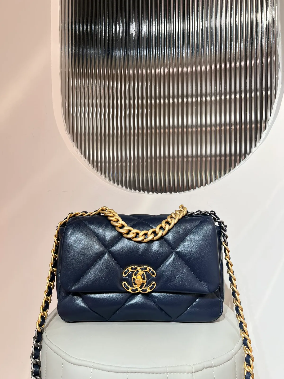 Chanel 19 Flap Bag Taske