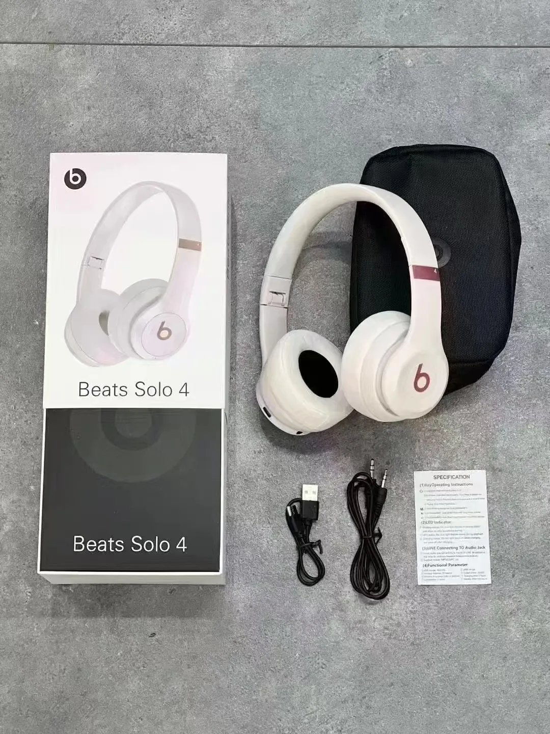 Apple Beats Solo 4