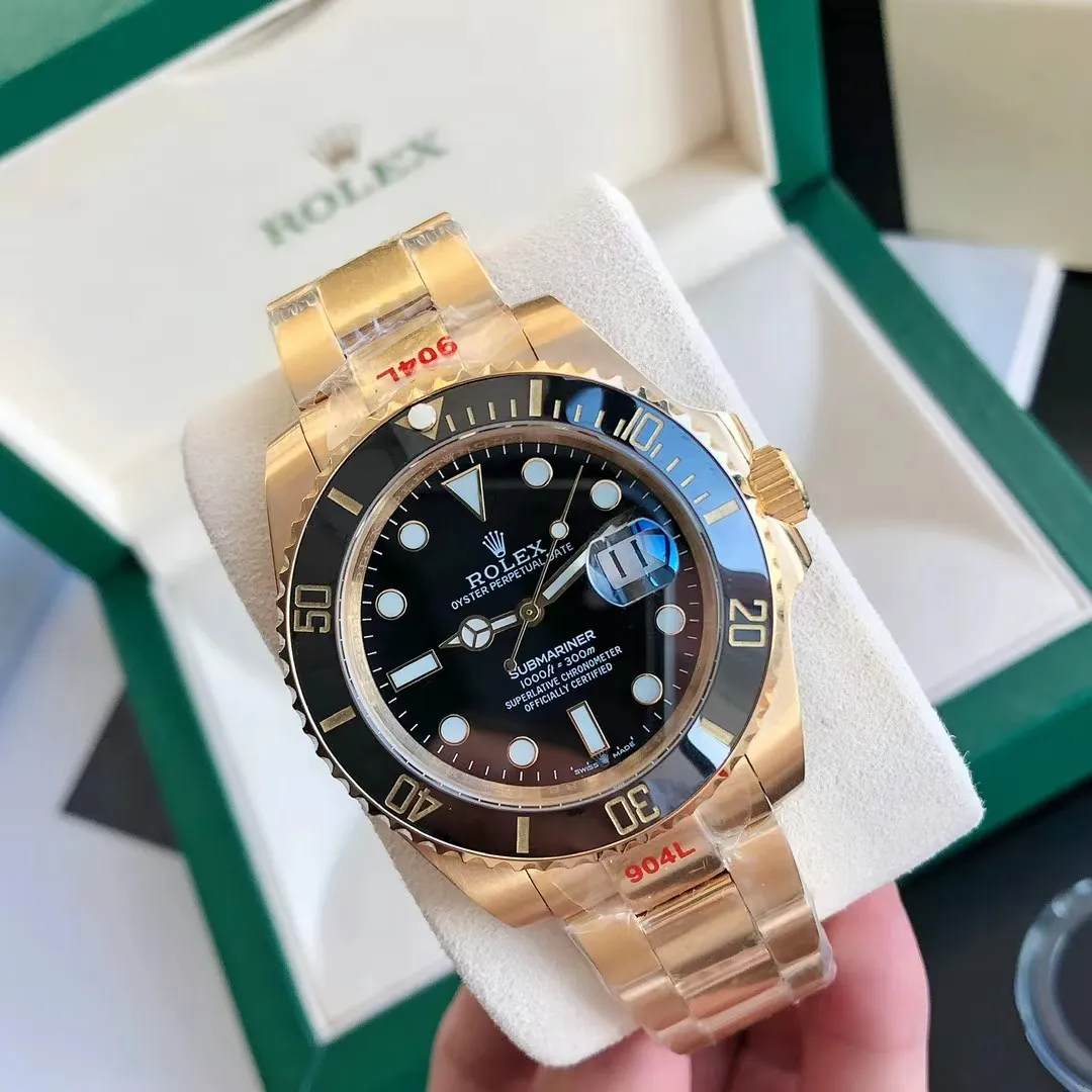 Rolex Submariner Date 41 Sort/Guld