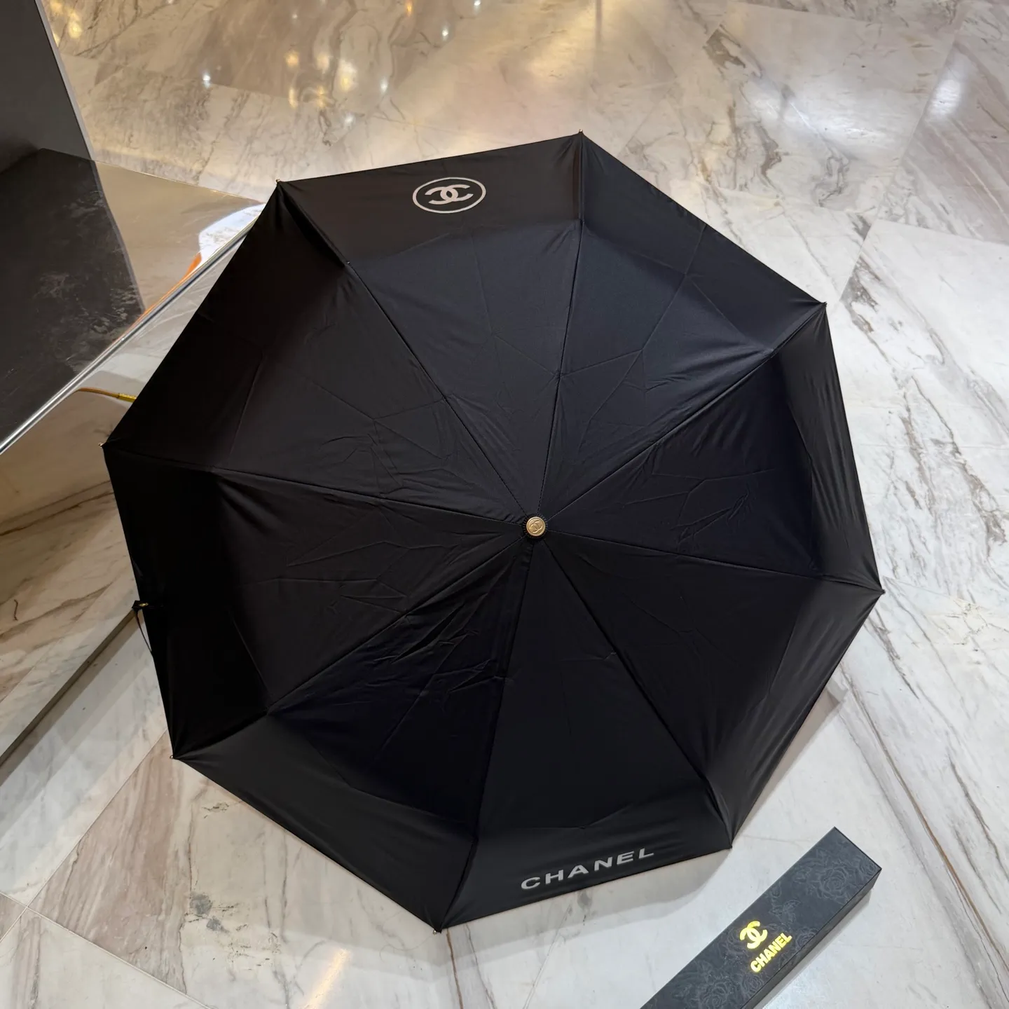 Chanel Rose Handle Paraply