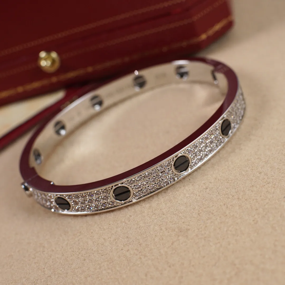 Cartier Love Diamond Armbånd