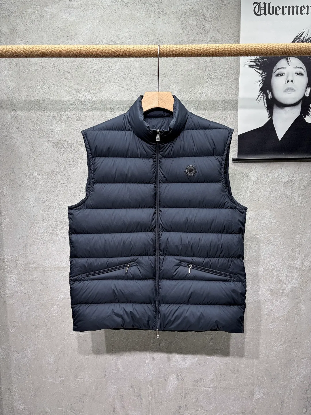 Moncler Logo Dunvest
