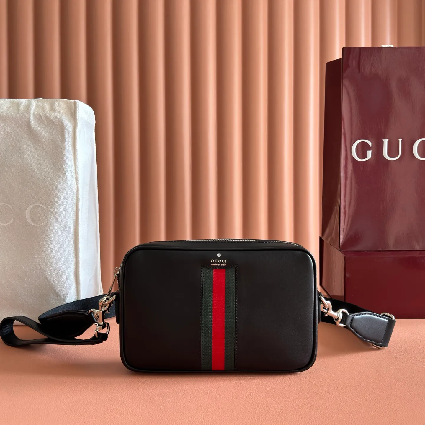 Gucci Web Trademark Small Crossbody Taske