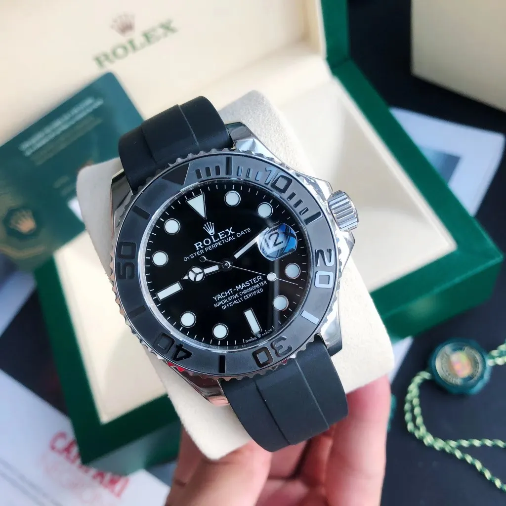Rolex Yacht-Master 40 Sort/Gummi