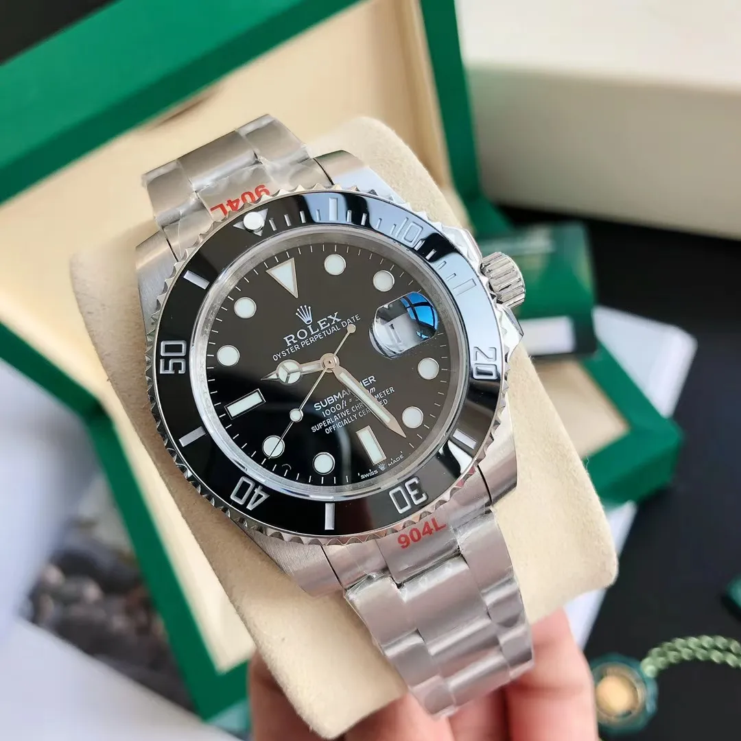 Rolex Submariner Date 41 Sort/Stål