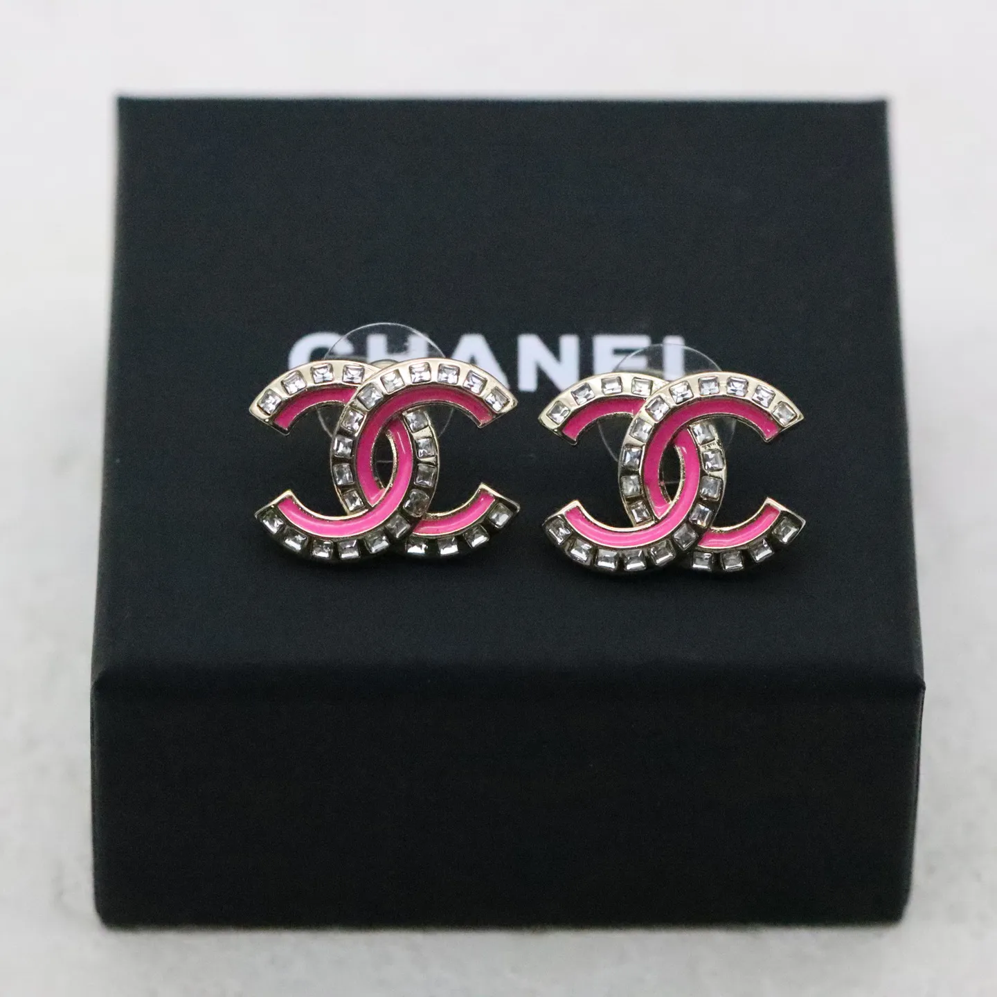 Chanel Pink CC Stud Øreringe