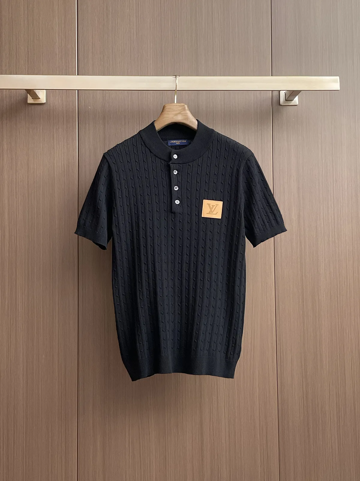 LV Strik Polo Med Brystpatch