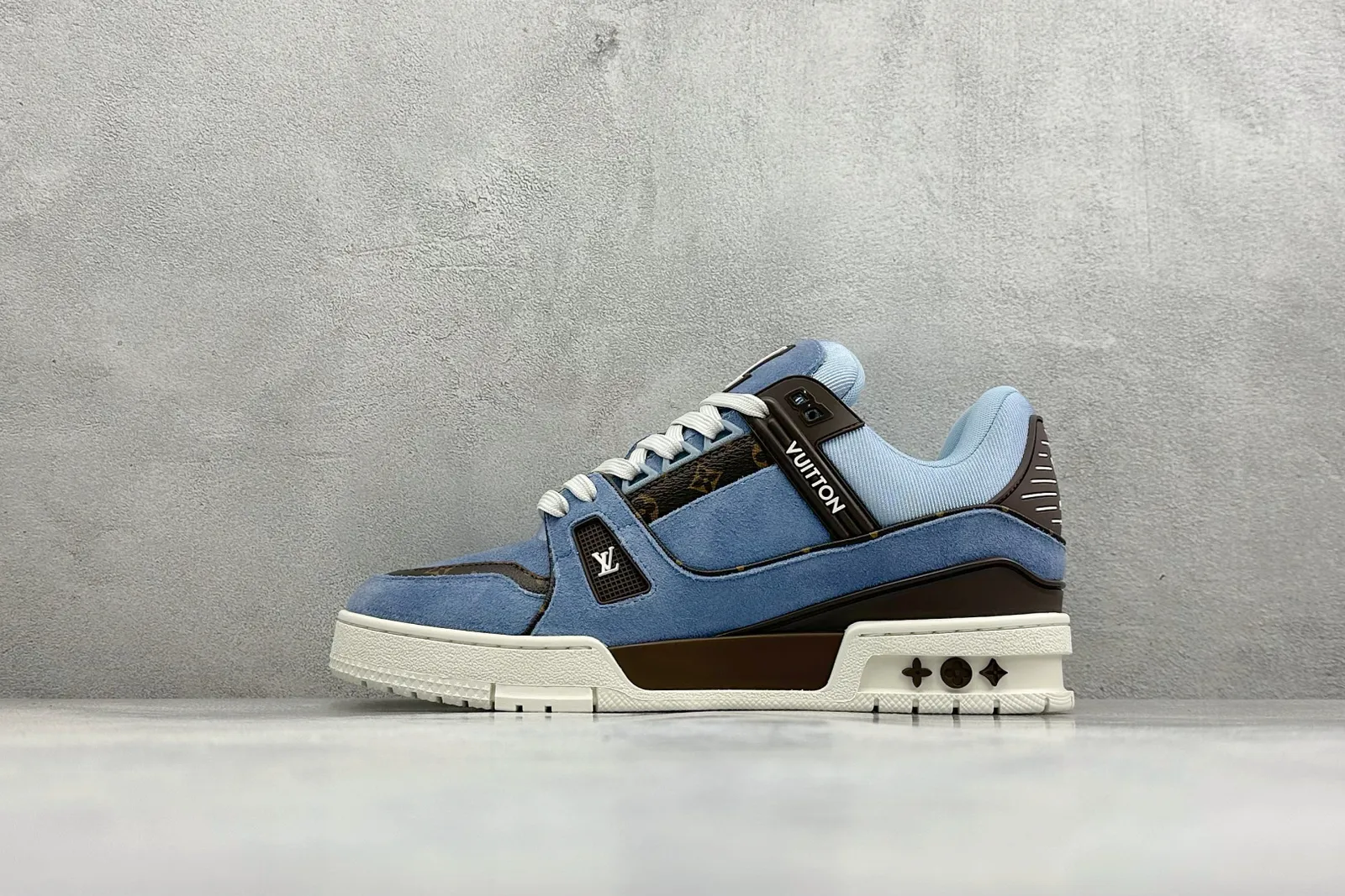 LV Trainer Denimblå Sneakers