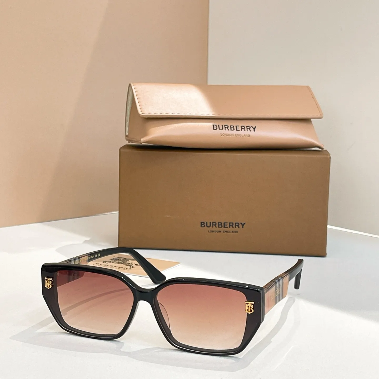 Burberry BE2396 Solbriller
